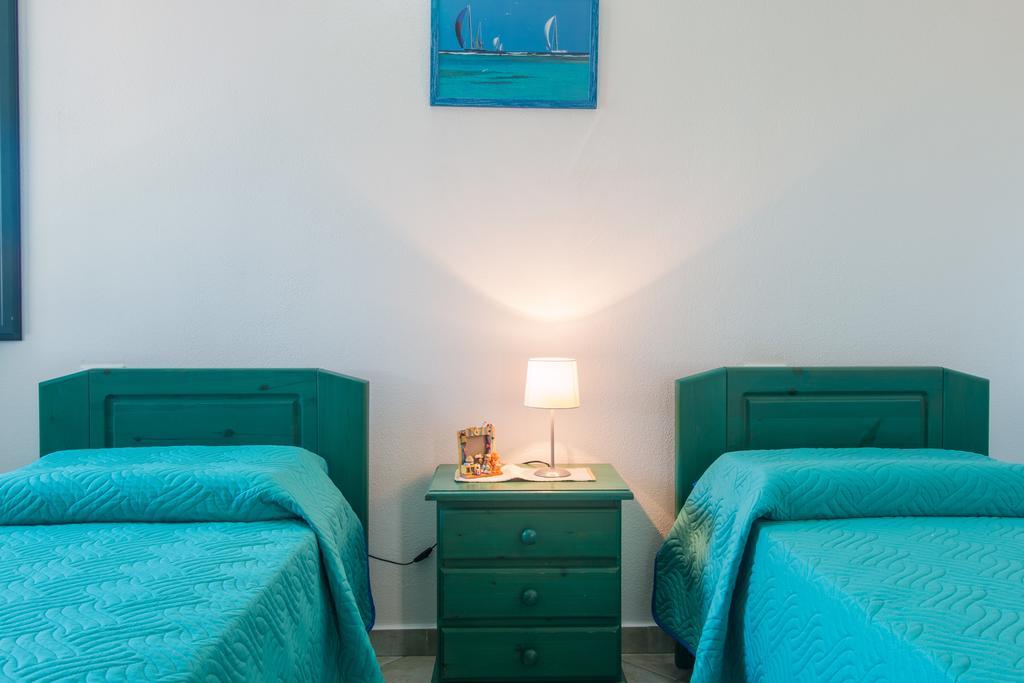 אורוסיי Residenza Maria Antonia - Private Apartment מראה חיצוני תמונה