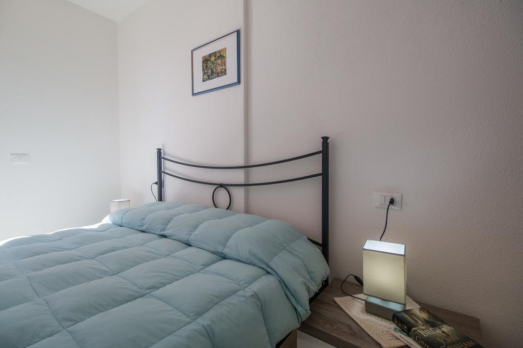 אורוסיי Residenza Maria Antonia - Private Apartment מראה חיצוני תמונה